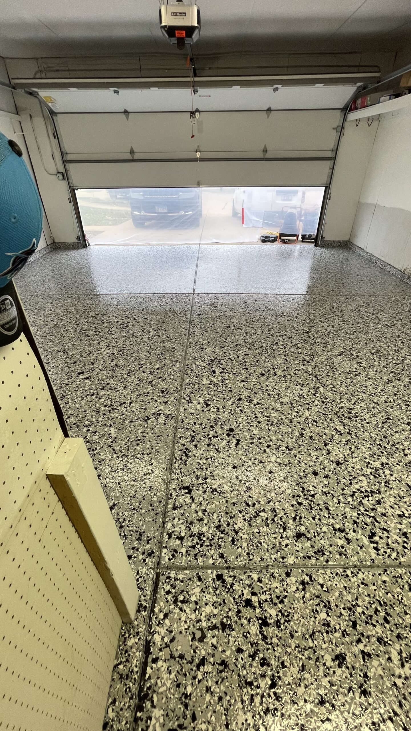 1in Flake Debbies Garage (5)