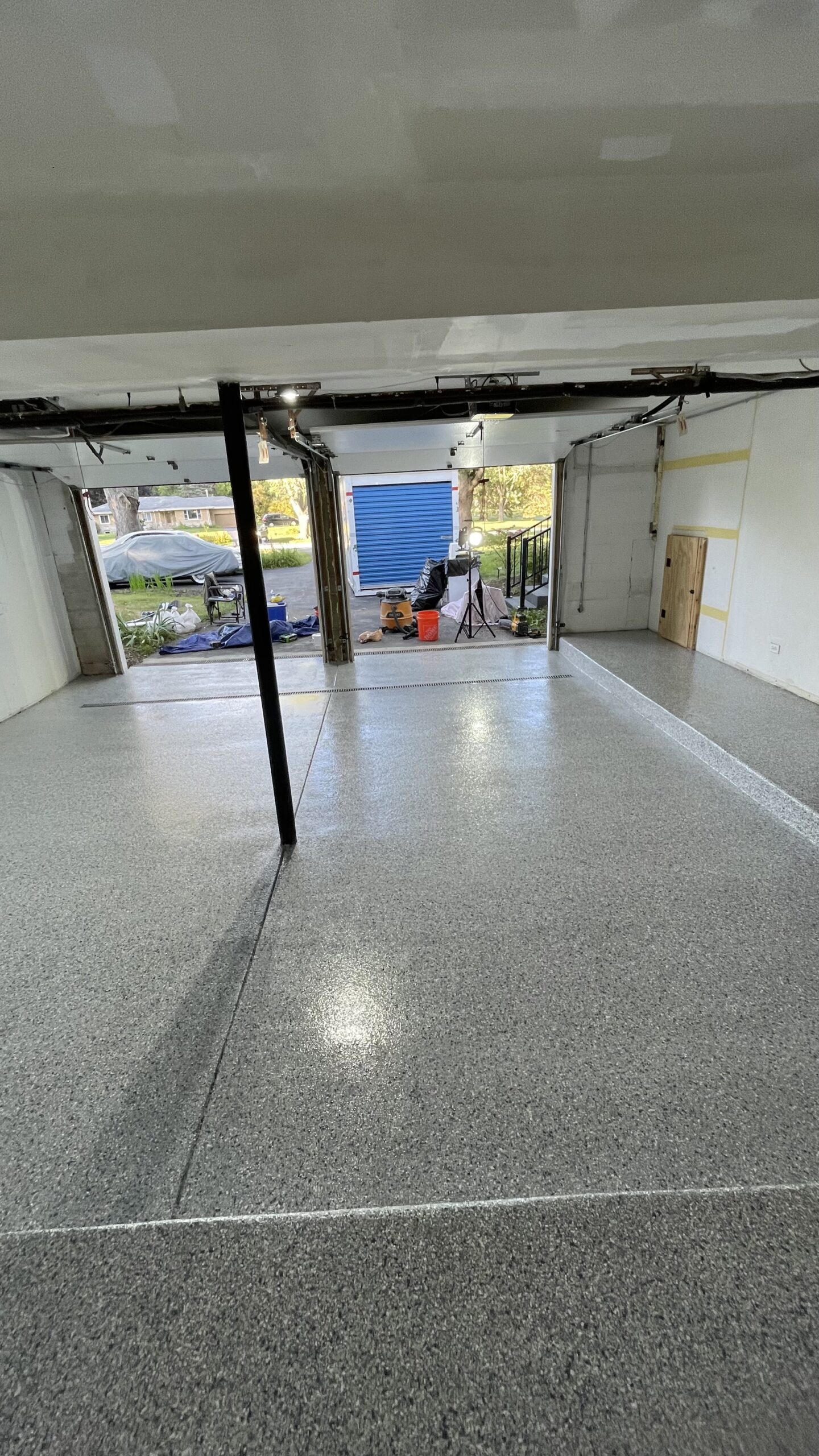 Flake Olivias Coworker (2)